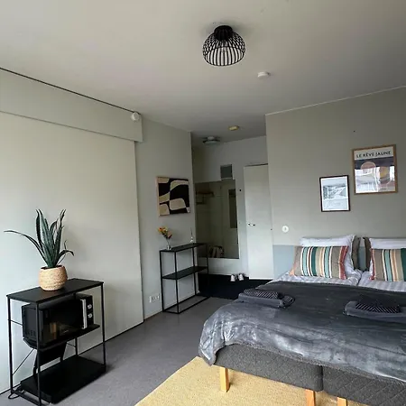 Koda Retro Downtown Apartment *